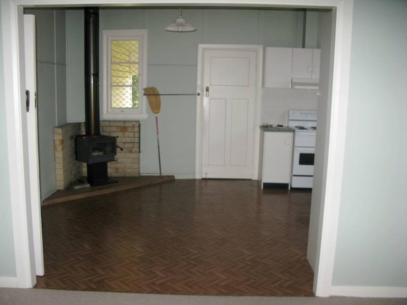 IDEAL FIRST HOME Picture 3