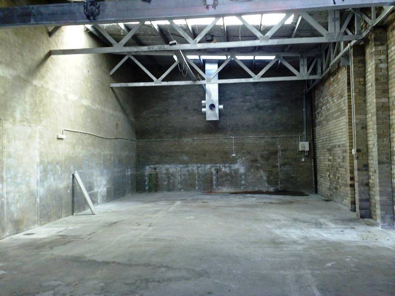 INDUSTRIAL SHED FOR LEASE Picture 1