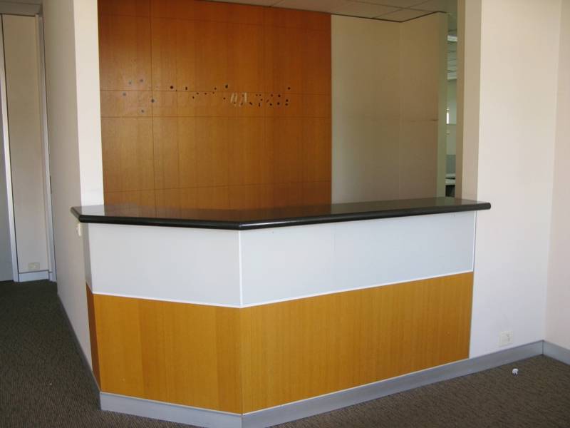 PROMINENT CBD LOCATION Picture 3