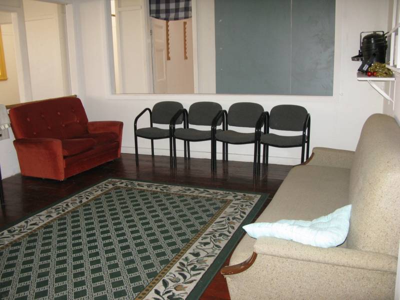 FIRST FLOOR CENTRAL CBD FOR LEASE Picture 2