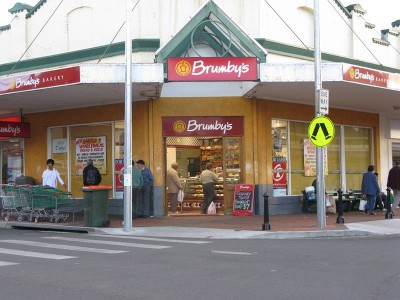 EXCEPTIONAL RETAIL LOCATION Picture