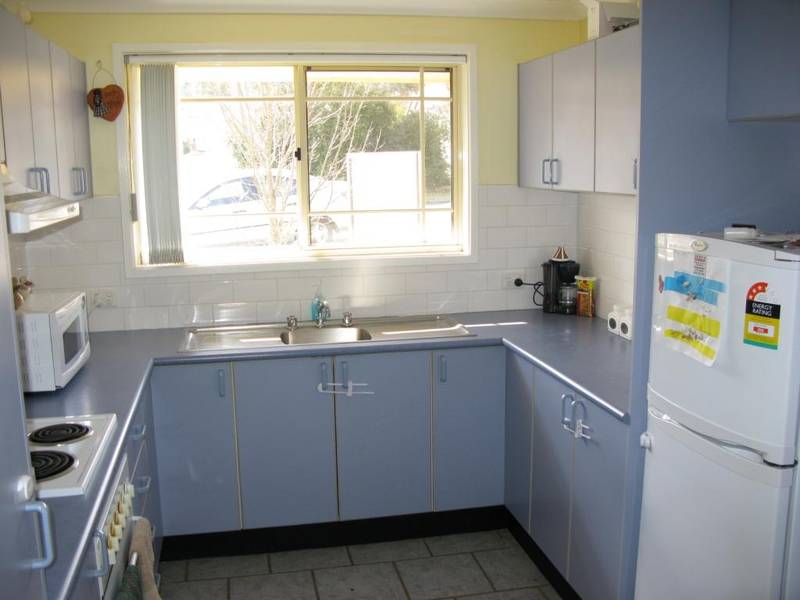 SUNNY OUTLOOK Picture 2