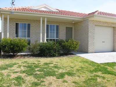 MAINTENANCE FREE LIVING Picture