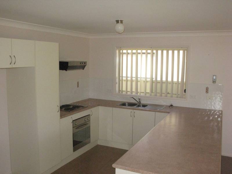 MAINTENANCE FREE LIVING Picture 2