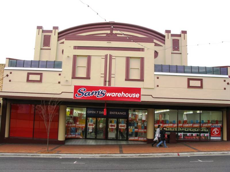 PRIME RETAIL LOCATION Picture 1