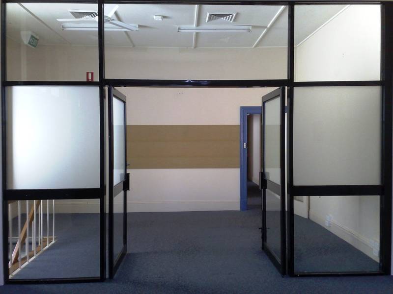 PRIME MALL LOCATION Picture 3