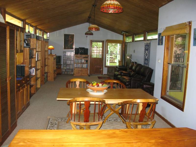 A LITTLE GEM Picture 2