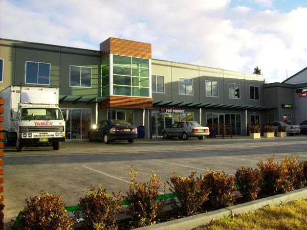 BRAND NEW BUILDING Picture 2