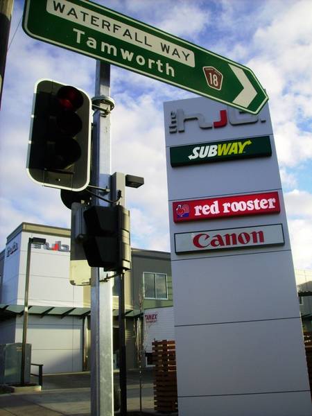 BRAND NEW BUILDING Picture 3