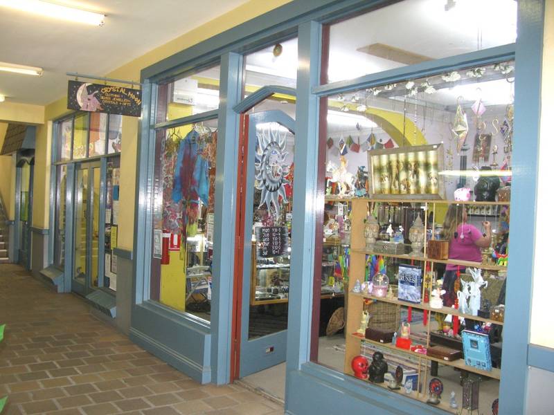 ARCADE LOCATION Picture 1