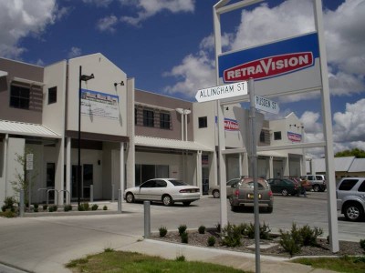 BRAND NEW RETAIL SPACE Picture