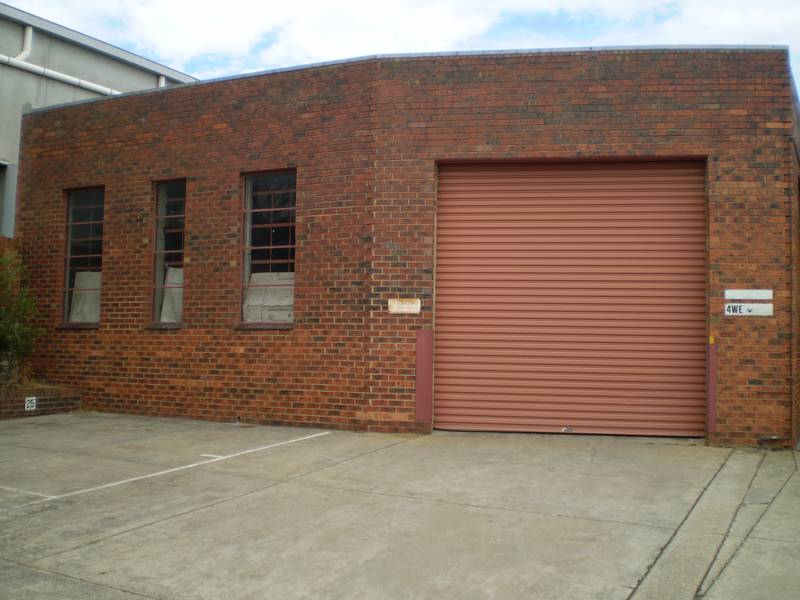 BAYSWATER BUDGET FACTORY! Picture 1