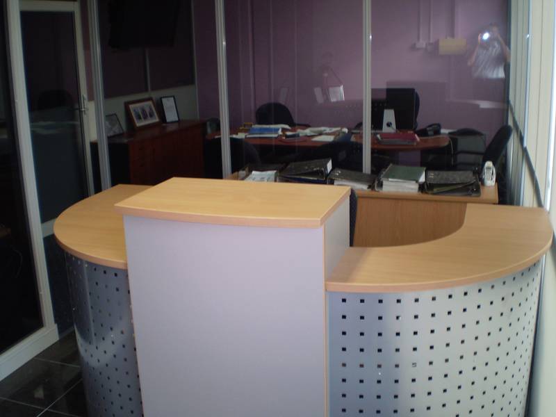 SERVICED FURNISHED OFFICE Picture 2
