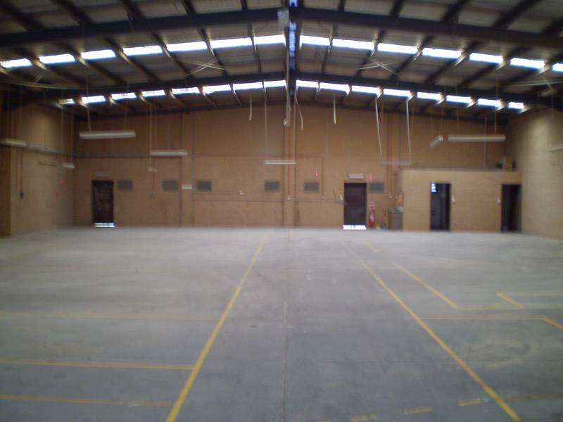 CLOSE TO THE NEW LINK! Picture 2