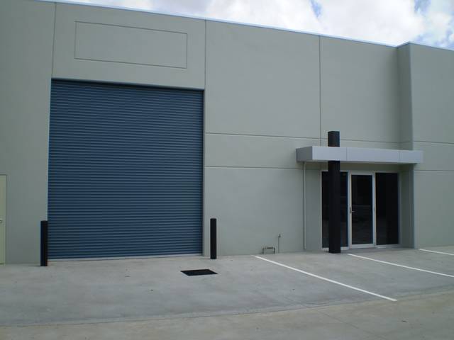 LIKE BRAND NEW! Picture 1