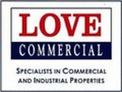 GREAT ACCESS & PARKING Picture