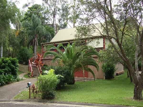 WATERFRONT RESERVE OVERLOOKING THE KALANG RIVER Picture 1