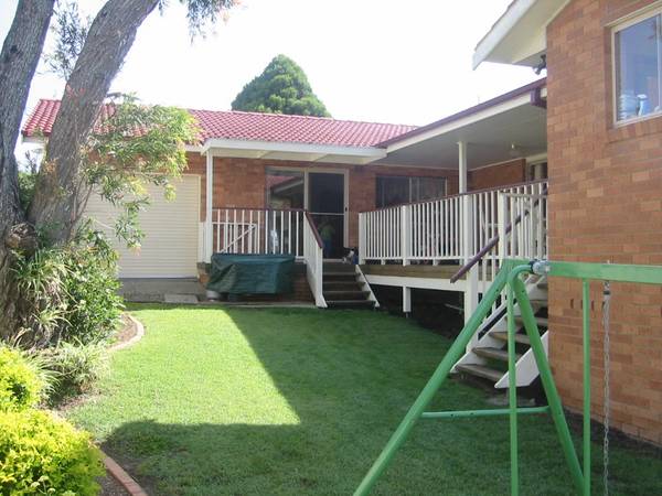 SOLID AND SPACIOUS Picture 1