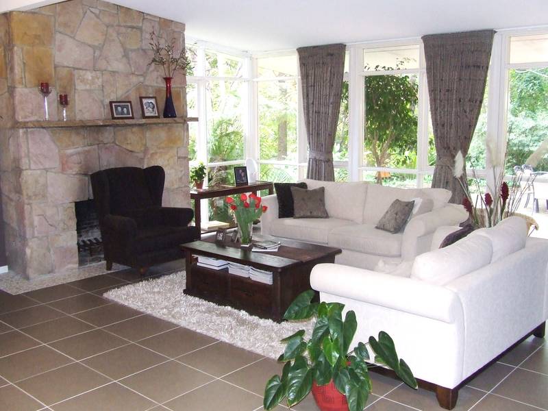 *****Under Application***** Tastefully Renovated Picture 1