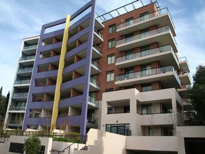 STYLISH AND AFFORDABLE! Picture