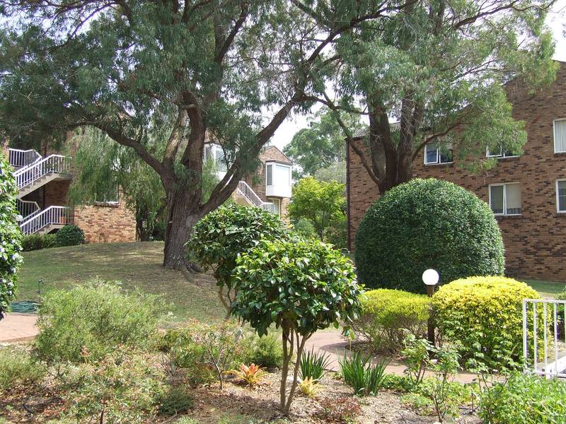 ***LEASED*** Rare ground floor apartment in this popular complex... Picture 2