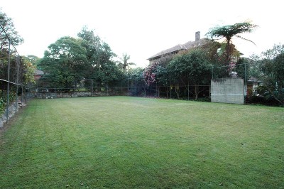 SOUGHT AFTER EAST SIDE WALK RAIL LAND Picture