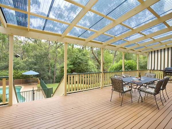 The pinnacle of family living Picture