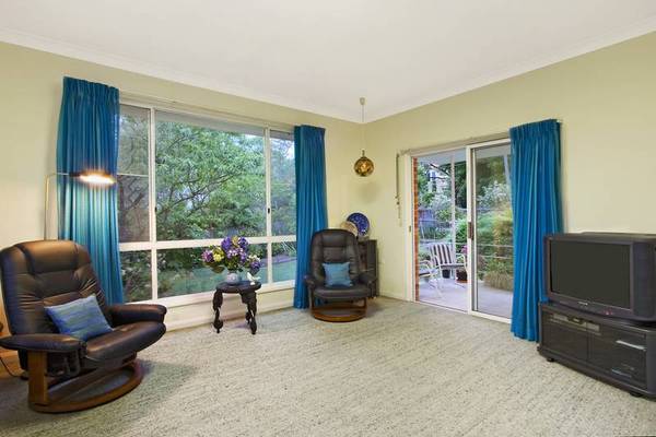 SOLID SINGLE LEVEL FULL BRICK WITH FURTHER POTENTIAL! Picture