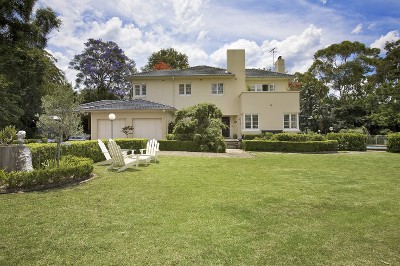 A Country Estate Picture A Country Estate Picture