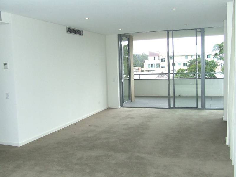 ***APPLICATION & DEPOSIT TAKEN*** Magnificent Mirvac 3 bedroom penthouse in 