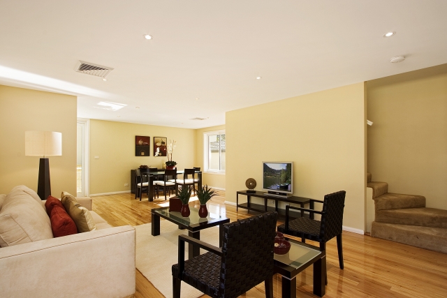 TORRENS TITLE - COMFORTABLE LIVING - PRICED TO SELL! Picture 2