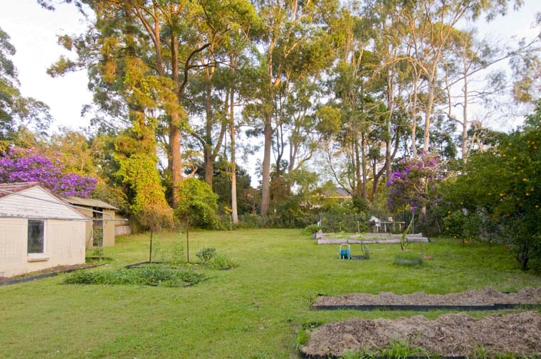 EAST SIDE WALK RAIL - OFFERS BY 24 JUNE! Picture 3