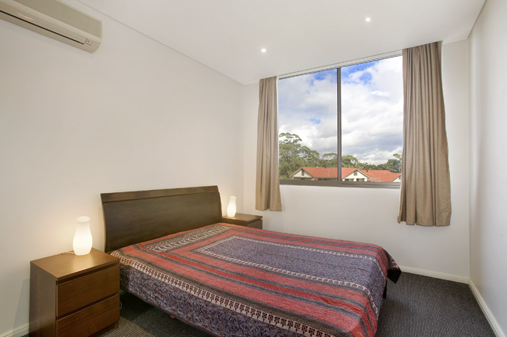 OPEN SUNNY ASPECT! Picture 3