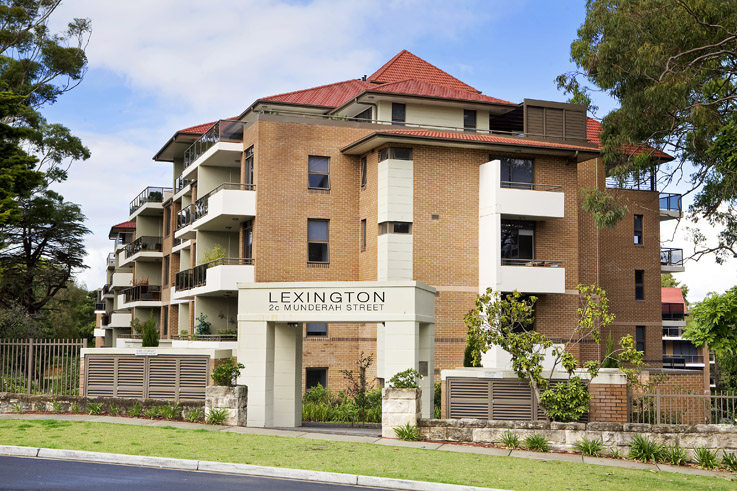 OPEN SUNNY ASPECT! Picture 1