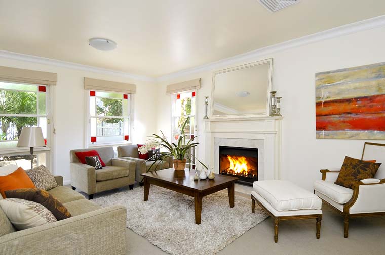 GREAT FAMILY HOME WITH EVERYTHING! Picture 2