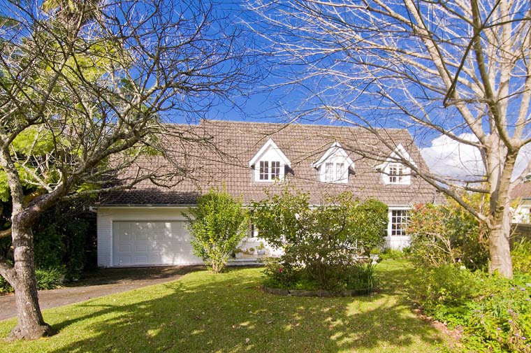 COUNTRY CHARM! Picture 1