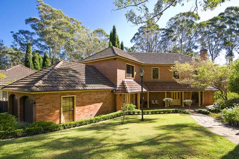 EASY FAMILY LIVING! Picture 1