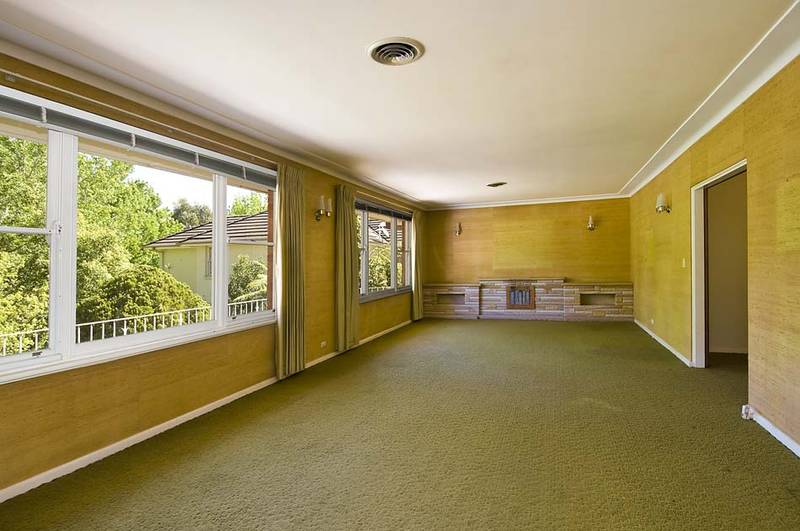 What an Opportunity!
New Auction Date - Now Sat 7th Nov 2009 at 2.45pm On Site Picture 3