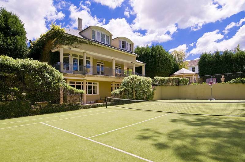 "Courances" A World Class Residence of Unparalleled Opulence and Breathtaking Proportions. Picture 2