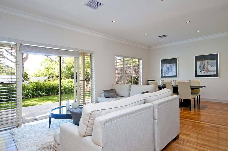 UNIQUE 'BOUTIQUE' OVER 55'S RESIDENCE! Picture 2