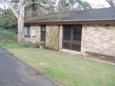 *** APPLICATION TAKEN*** Hard to beat for location and value...ready to move into immediately- 6 month lease available. Picture *** APPLICATION TAKEN*** Hard to beat for location and value...ready to move into immediately- 6 month lease available. Picture