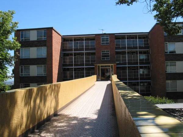 Ground Floor Apartment Living- Inspect Sat 8/12 Picture 1