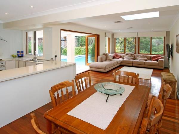 FABULOUS LIFESTYLE OPPORTUNITY! Picture 2