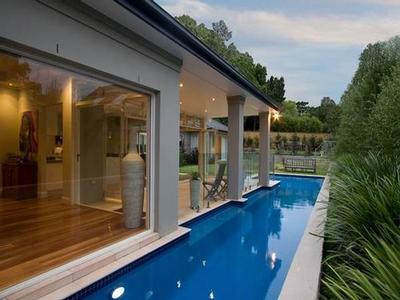 TIMELESS ELEGANCE Picture