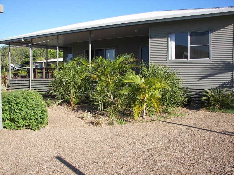 Brand New 4 Bedroom Home in Horseshoe Bay Picture 1