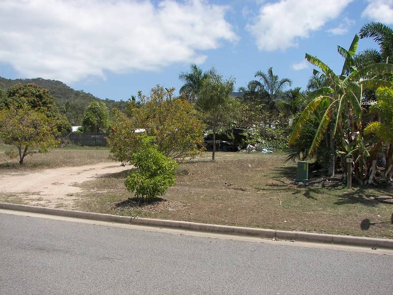 FLAT BUILDING SITE SOMERSET STREET HORSESHOE BAY Picture 2