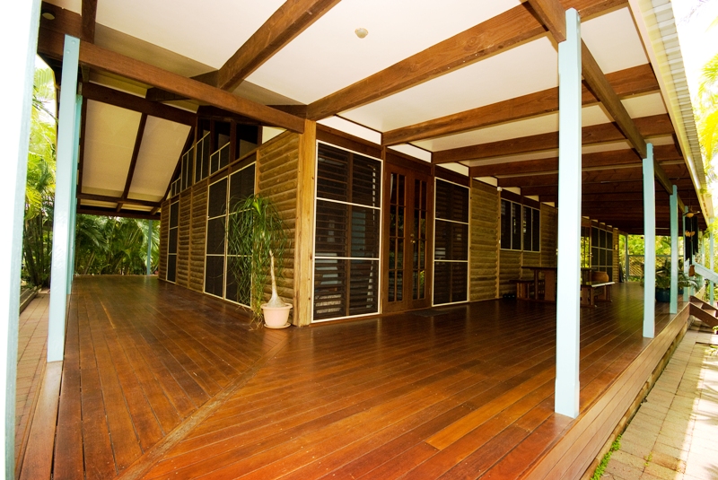 PRICE REDUCED - GREAT VALUE IN A GREAT LOCATION Picture 3