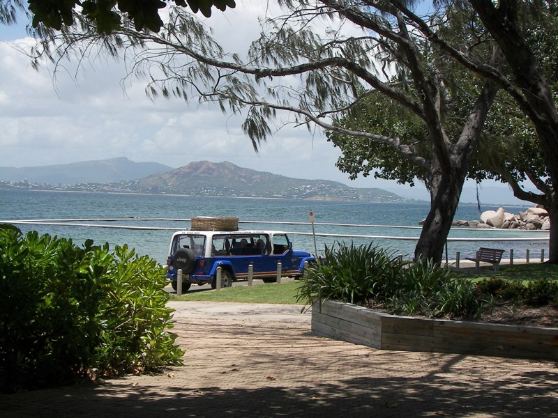 FABULOUS POSITION Picture 2