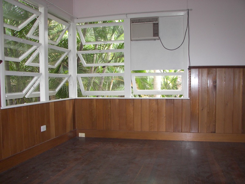 BARGAIN ! !
DOWN ON KELLY STREET !!
YOU WILL BE SINGING !! Picture 3