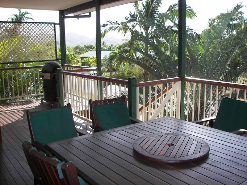 ALL THE HARD WORK DONE ,
SUPERB FAMILY HOME!! Picture 3